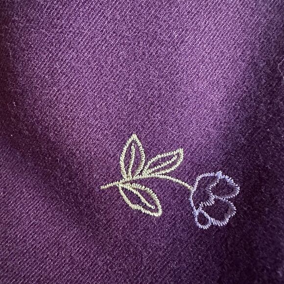 Vintage Victoria Holley Lined Pencil Skirt. Embroidered flower pattern. Size 16. - Picture 7 of 7